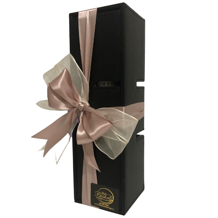 The Uptown Vintage Wine Box combines elegance and function with a premium wine of your choice in a refined leather case that transforms into a wine rack. Perfect Calgary corporate or everyday gift.